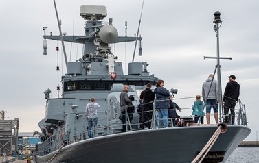 u61