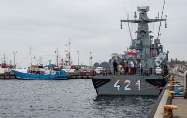 u54