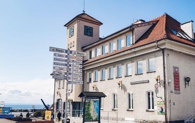 Zdjęcie do Dziś Urząd czynny do godz. 14.30.